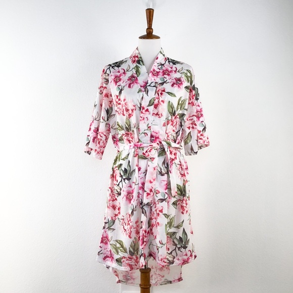 Show Me Your MuMu Other - Show Me Your Mumu Floral Brie Robe with Tie Belt